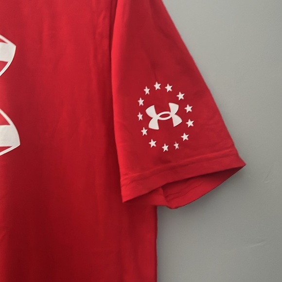 NWOT | Under Armour Freedom Flag Logo T-Shirt - Picture 3 of 5
